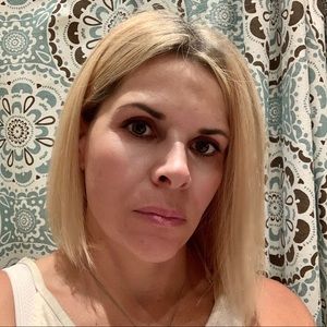 Meet your Posher, Lyz